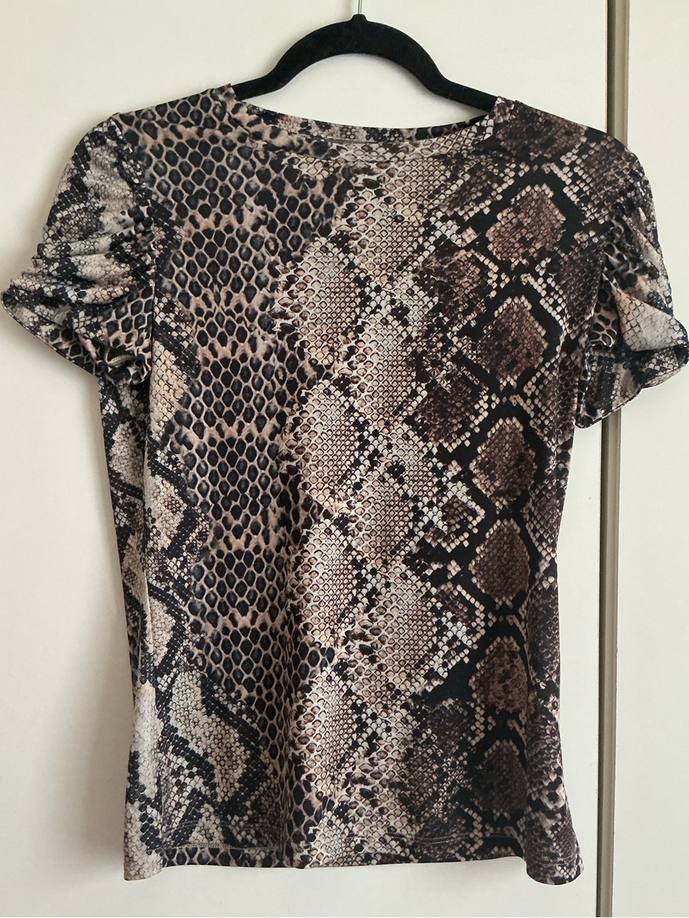 Elie Tahari Brown Snake-Print Short Sleeve Tee